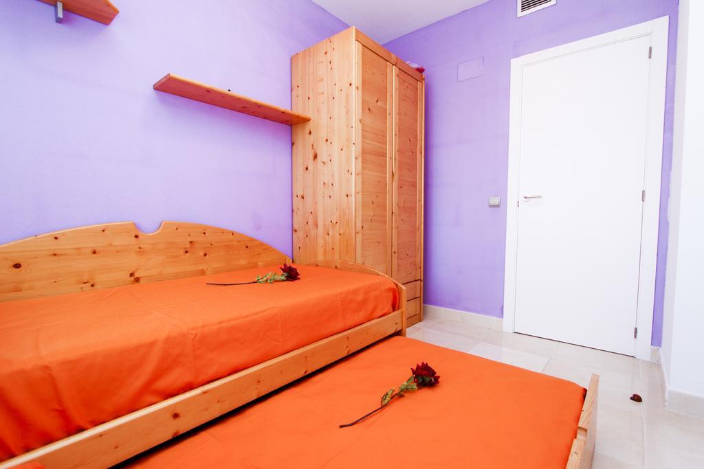 J Tramuntana Planet Costa Dorada Apartment Salou Room photo